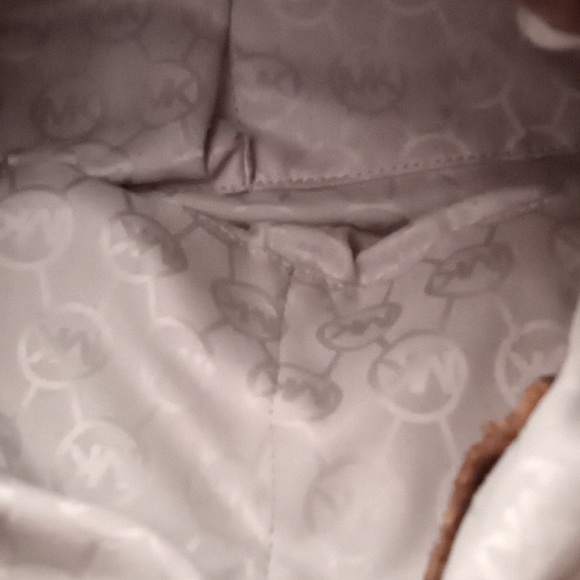 Michael kors bag - Picture 8 of 13